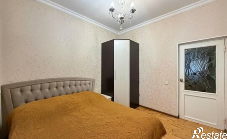 3-комн квартира пр-кт Кулиева, 7,  д. 7