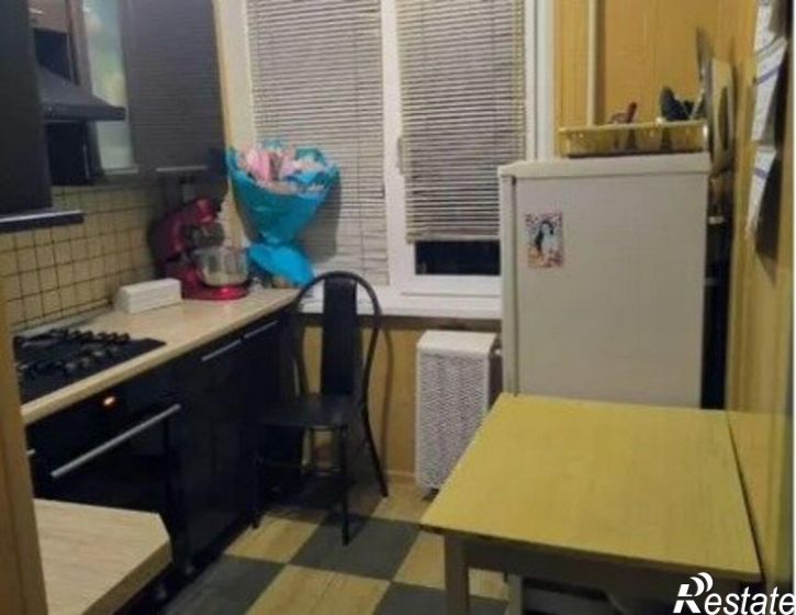 4-комн квартира ул Ватутина, 27,  д. 27