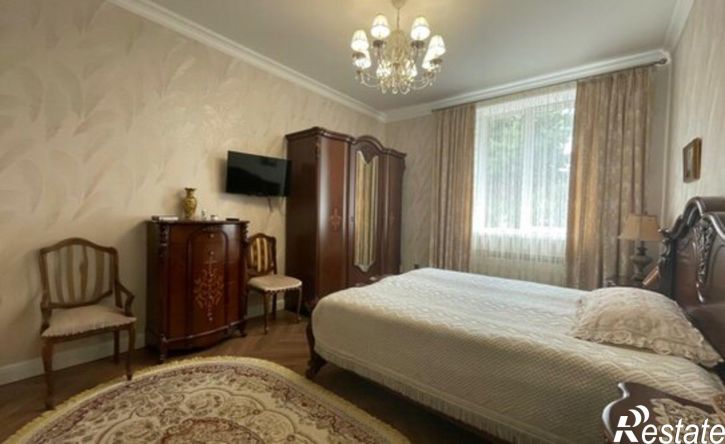 3-комн квартира ул Головко, 5,  д. 5