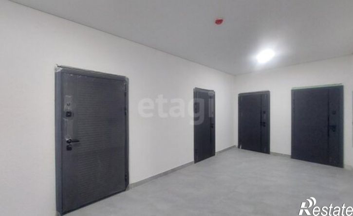 3-комн квартира ул Атажукина, 8,  д. 8