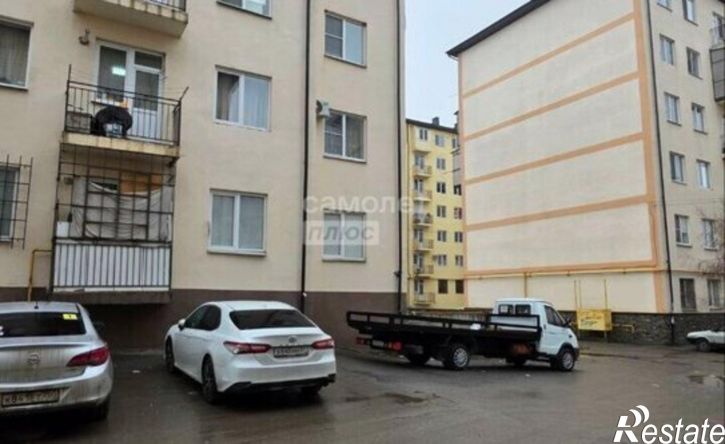 3-комн квартира ул Хужокова, 145,  д. 145