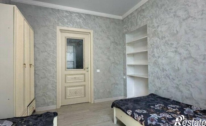 4-комн квартира ул Шогенова, 50,  д. 50