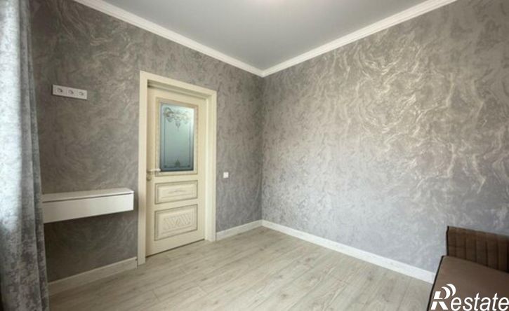 4-комн квартира ул Шогенова, 50,  д. 50