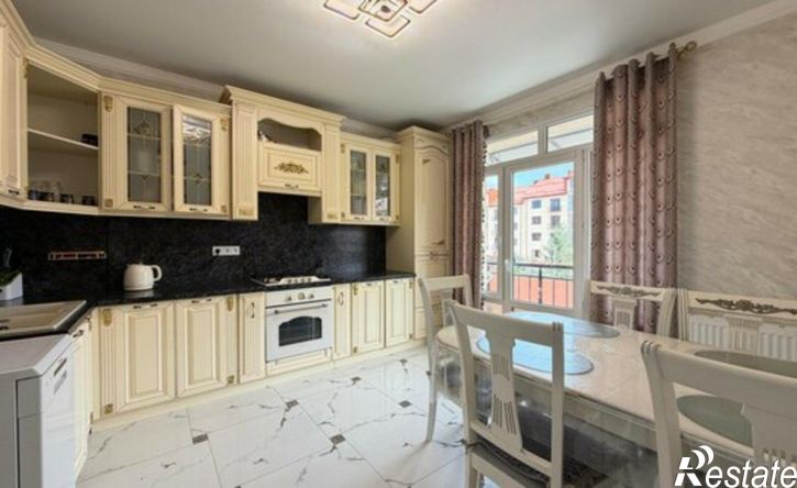 4-комн квартира ул Шогенова, 50,  д. 50