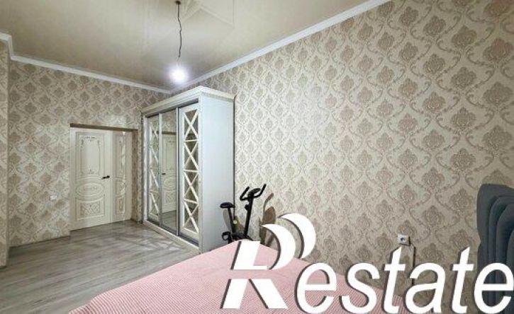 2-комн квартира Солнечная улица, 8 к5,  д. 8 к5