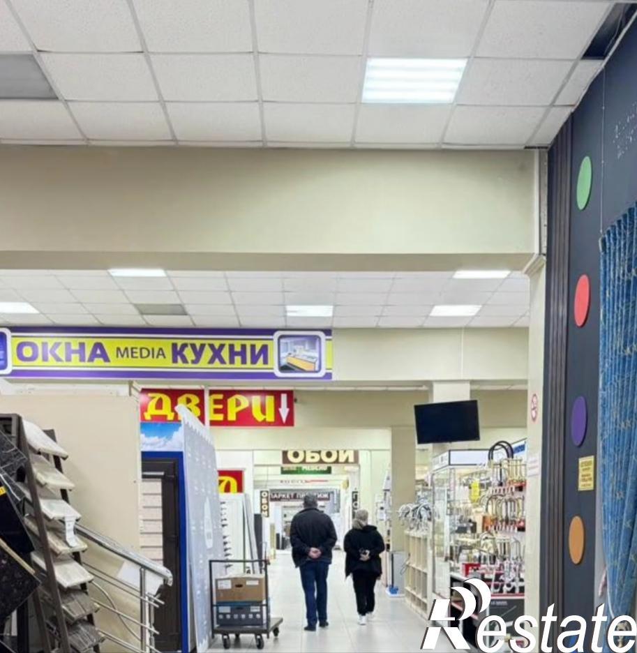Купить торговое помещение за 300 000 000 рублей на Тарчокова, 86