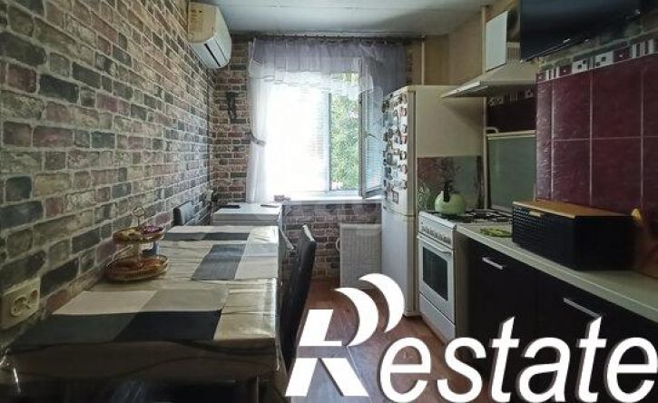 3-комн квартира улица Коллонтай, 16,  д. 16