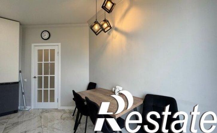 2-комн квартира улица Кирова - улица Тлостанова, 32,  д. 32