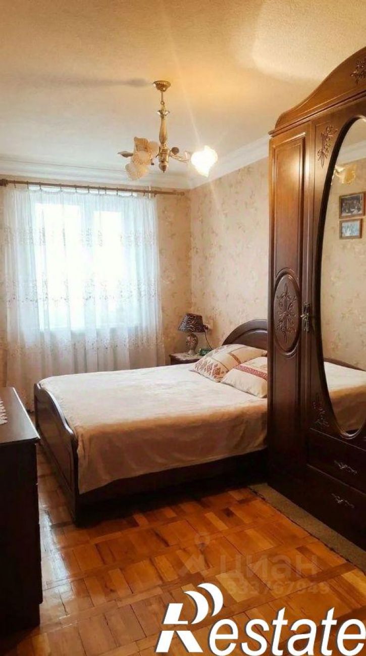 2-комн квартира проспект Кулиева, 17,  д. 17