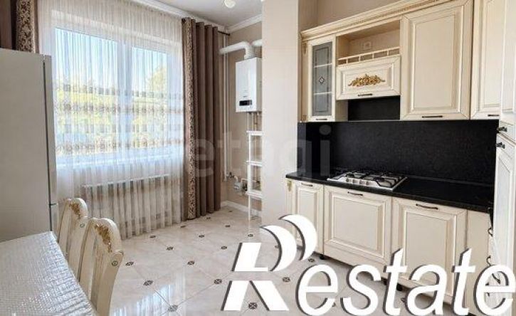 2-комн квартира Солнечная улица, 10 к7,  д. 10 к7