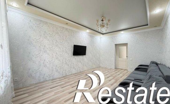 3-комн квартира улица Толстого, 180Б,  д. 180Б