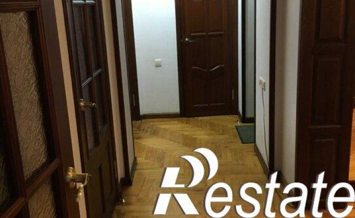 4-комн квартира проспект Кулиева, 17,  д. 17