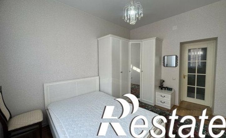 3-комн квартира улица Толстого, 96,  д. 96