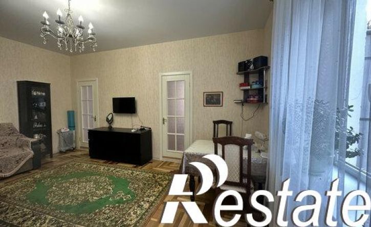 3-комн квартира улица Толстого, 96,  д. 96