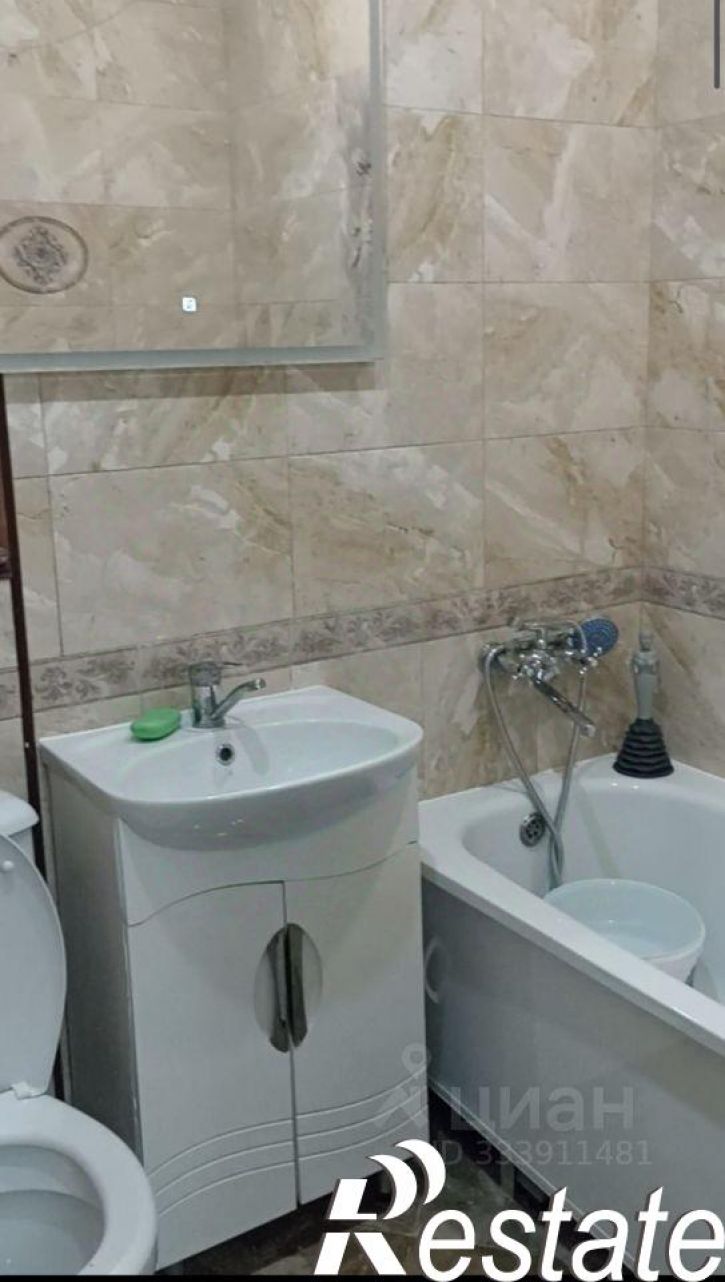 2-комн квартира улица Суворова, 220,  д. 220