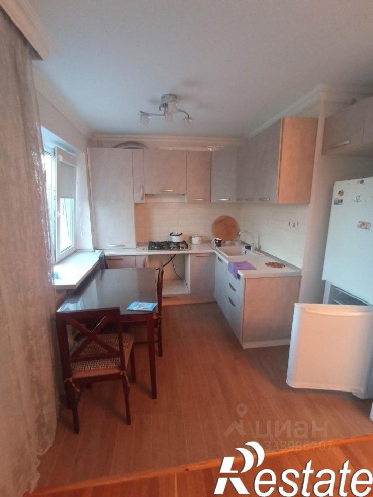 3-комн квартира улица Байсултанова, 8,  д. 8