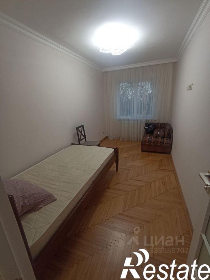 3-комн квартира улица Байсултанова, 8,  д. 8