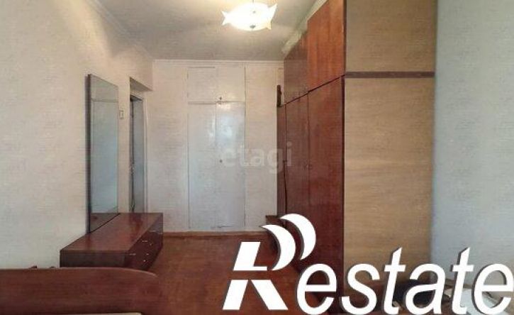 2-комн квартира улица Крылова, 9А,  д. 9А