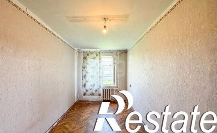 2-комн квартира улица Калмыкова, 237,  д. 237