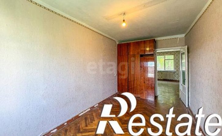 2-комн квартира улица Калмыкова, 237,  д. 237