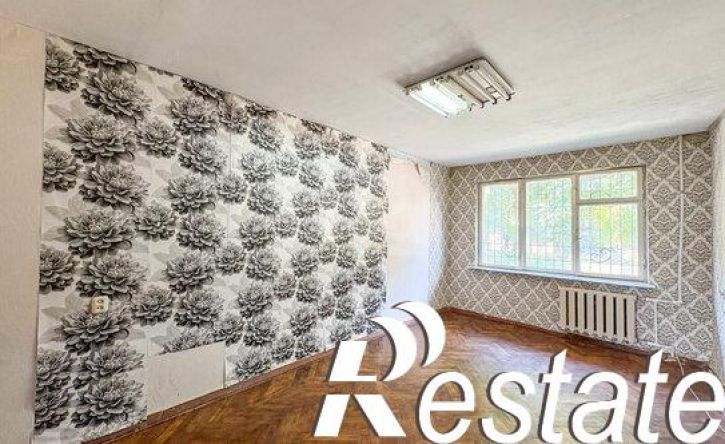 2-комн квартира улица Калмыкова, 237,  д. 237