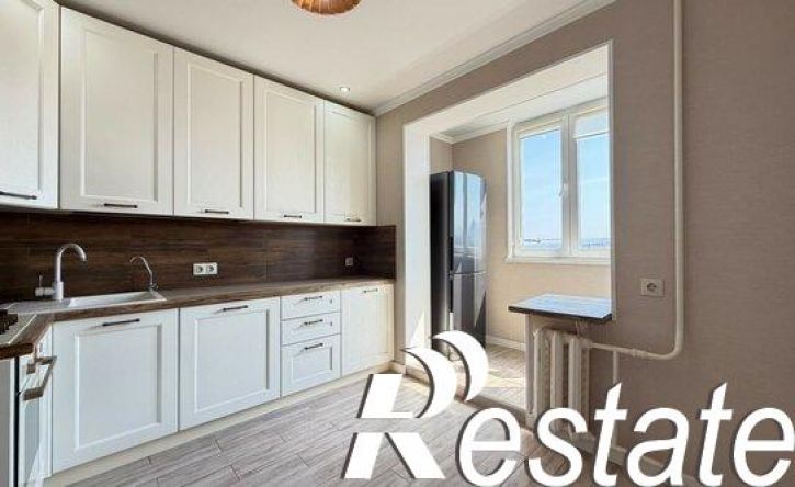 4-комн квартира улица Шортанова, 17А,  д. 17А