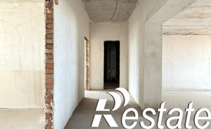 3-комн квартира улица Кирова - улица Тлостанова, 28Б,  д. 28Б