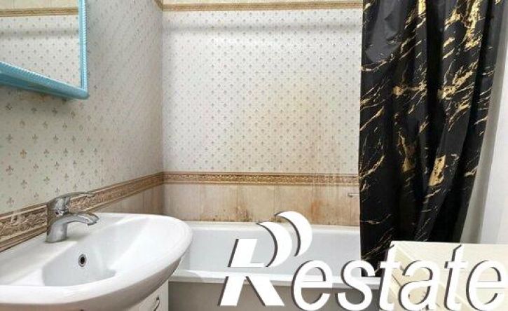 3-комн квартира улица Калинина, 250Б,  д. 250Б