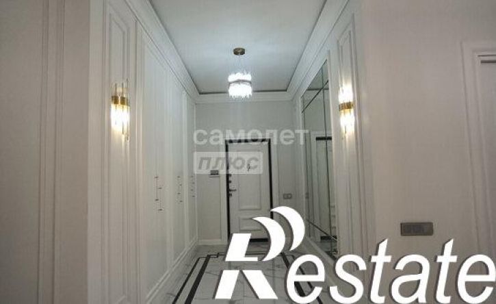 4-комн квартира улица Кирова - улица Тлостанова, 28,  д. 28