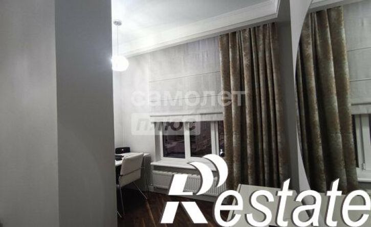 4-комн квартира улица Кирова - улица Тлостанова, 28,  д. 28