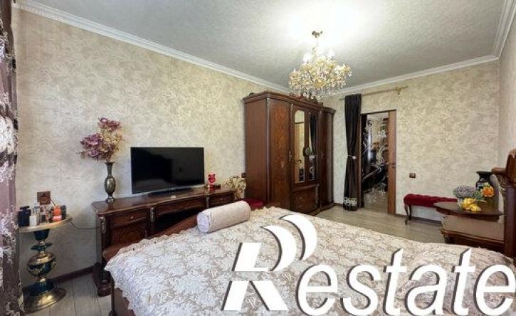 2-комн квартира улица Идарова, 54А,  д. 54А
