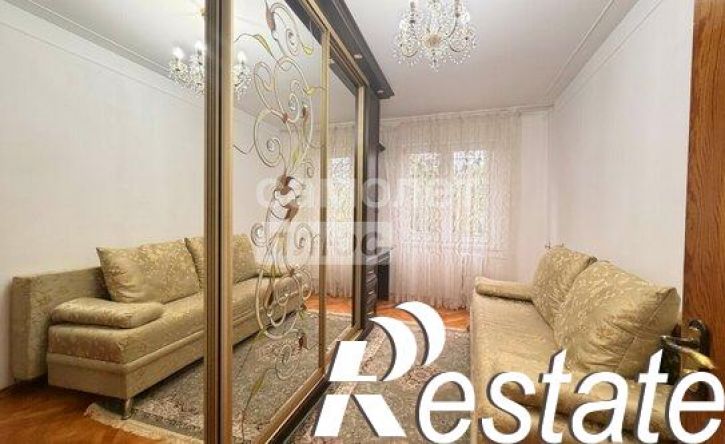 3-комн квартира улица Хмельницкого, 39А,  д. 39А