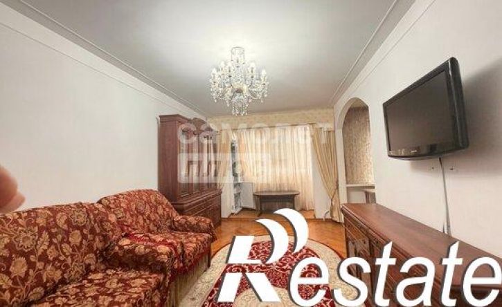 3-комн квартира улица Хмельницкого, 39А,  д. 39А
