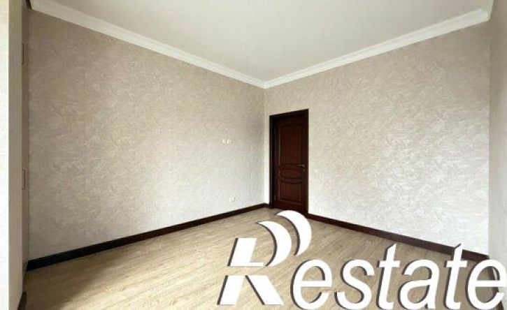 3-комн квартира улица Кирова - улица Тлостанова, 28,  д. 28