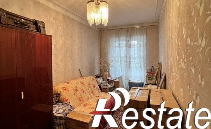 3-комн квартира улица Карашаева, 7,  д. 7
