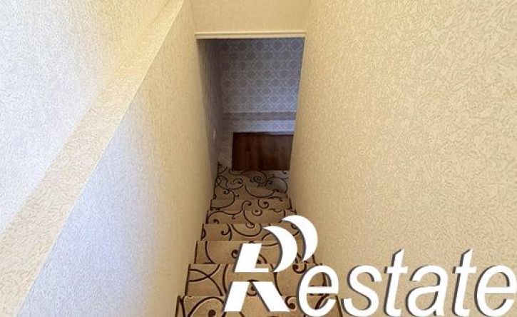 2-комн квартира улица Беровых, 70,  д. 70
