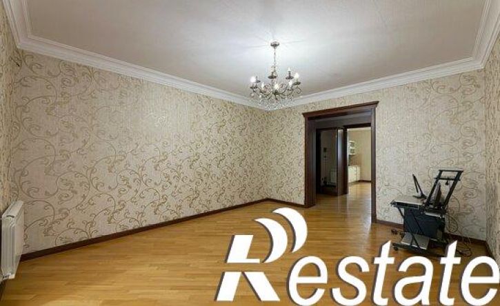 3-комн квартира улица Тарчокова, 19Б,  д. 19Б