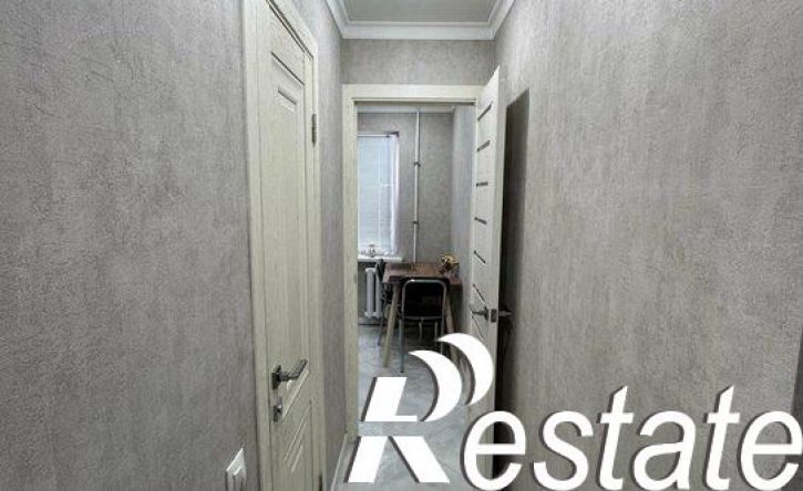 4-комн квартира улица Калмыкова, 247,  д. 247