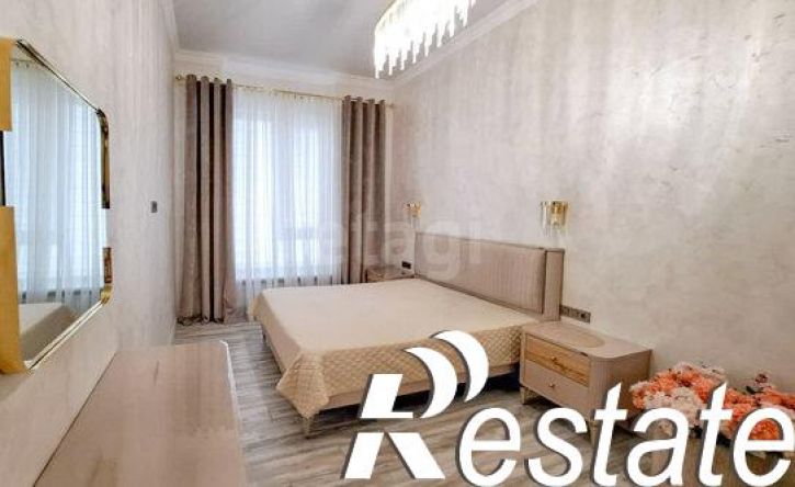 3-комн квартира улица Кирова - улица Тлостанова, 32,  д. 32