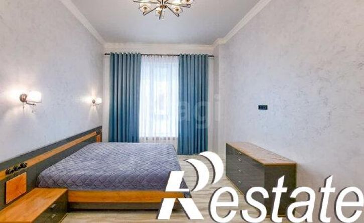 3-комн квартира улица Кирова - улица Тлостанова, 32,  д. 32
