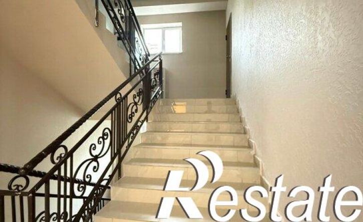 3-комн квартира улица Атажукина, 10Б,  д. 10Б