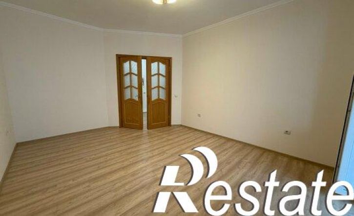 3-комн квартира улица Идарова, 54Б,  д. 54Б