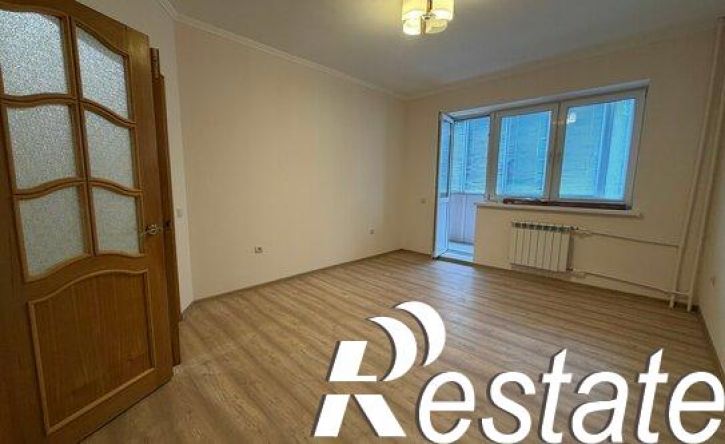 3-комн квартира улица Идарова, 54Б,  д. 54Б