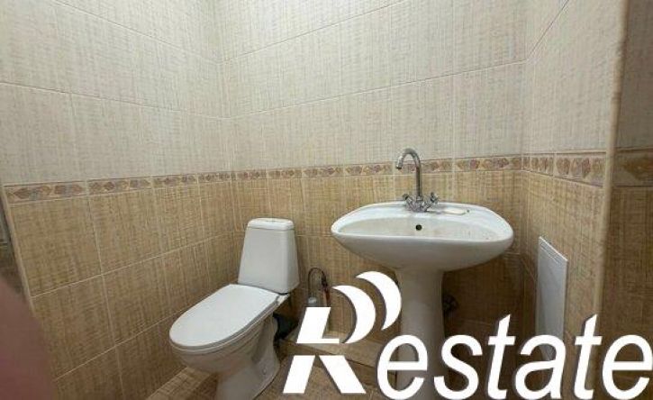 3-комн квартира улица Идарова, 54Б,  д. 54Б