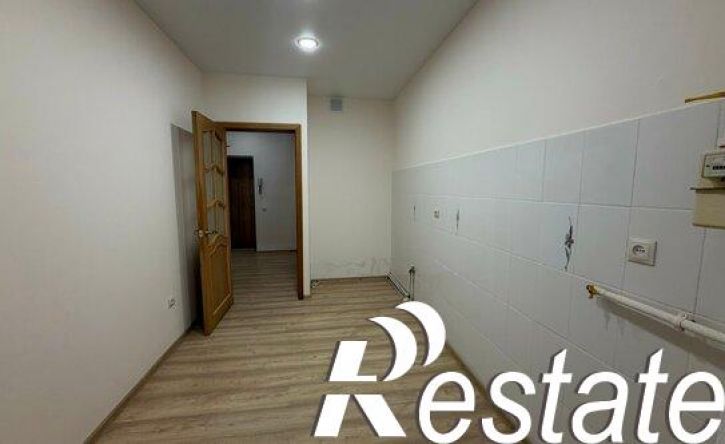 3-комн квартира улица Идарова, 54Б,  д. 54Б
