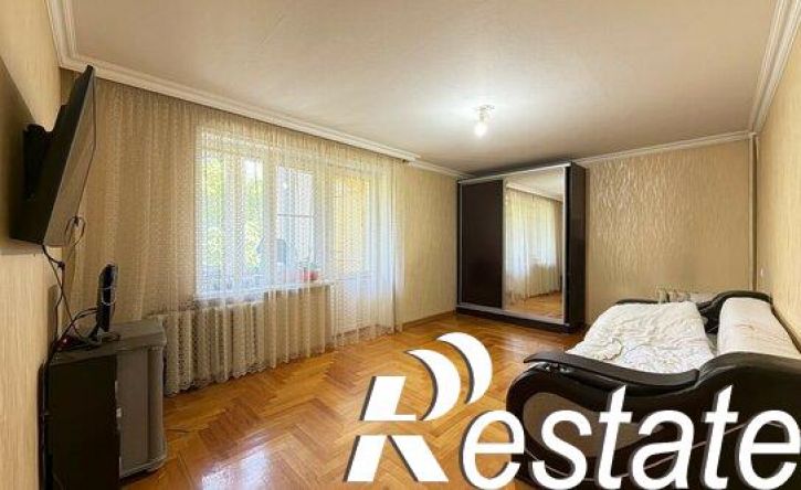 2-комн квартира улица Тарчокова, 54Д,  д. 54Д