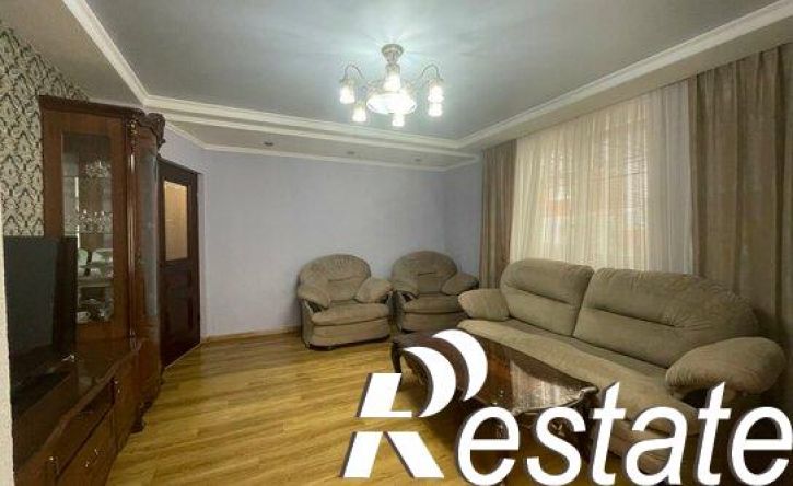 3-комн квартира улица Хмельницкого, 33,  д. 33