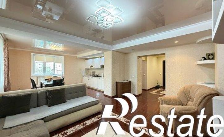 3-комн квартира улица Хмельницкого, 39,  д. 39