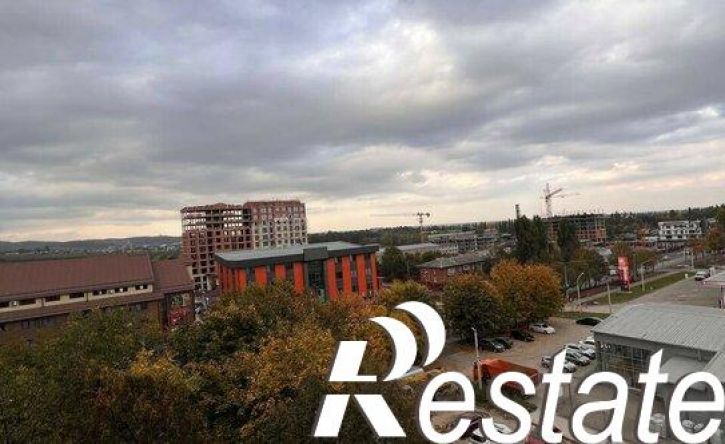 4-комн квартира улица Тарчокова, 58,  д. 58