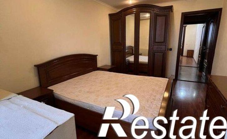 4-комн квартира улица Тарчокова, 58,  д. 58